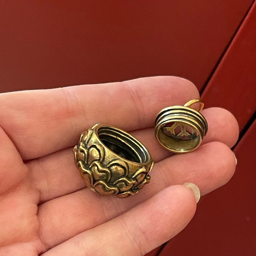 Lotus pendant - Picture 6 of 6